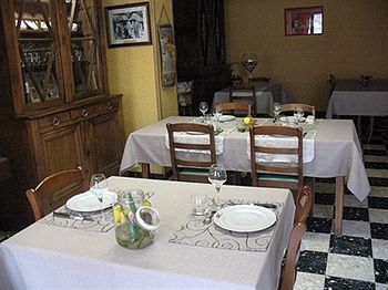 Hotel Le Relais Du Coustoubi Campouriez Ngoại thất bức ảnh