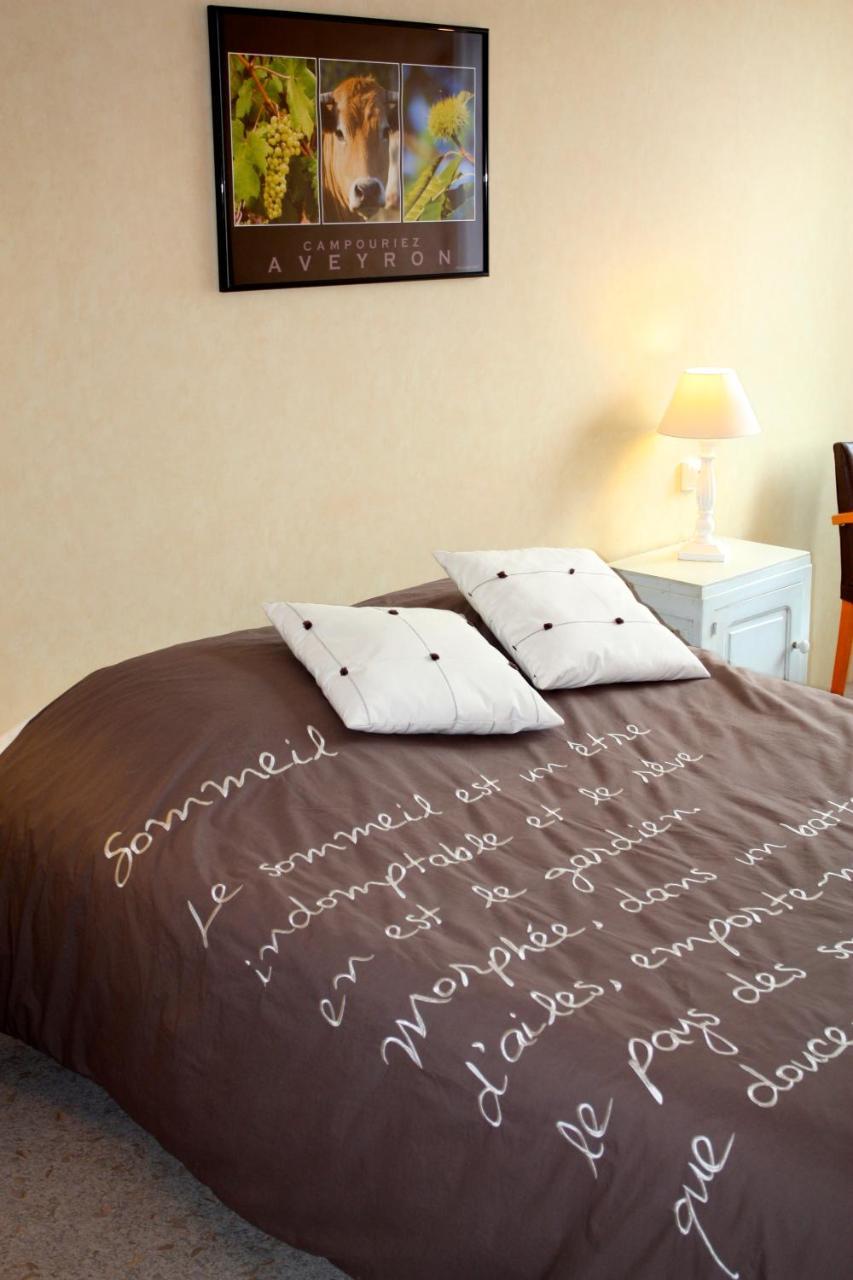 Hotel Le Relais Du Coustoubi Campouriez Ngoại thất bức ảnh